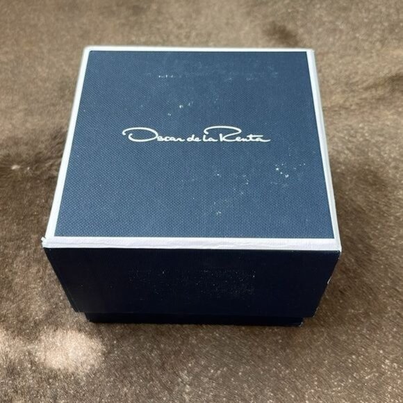 Oscar de la Renta Chain Rhinestone Brooch Belt Set - Picture 9 of 9